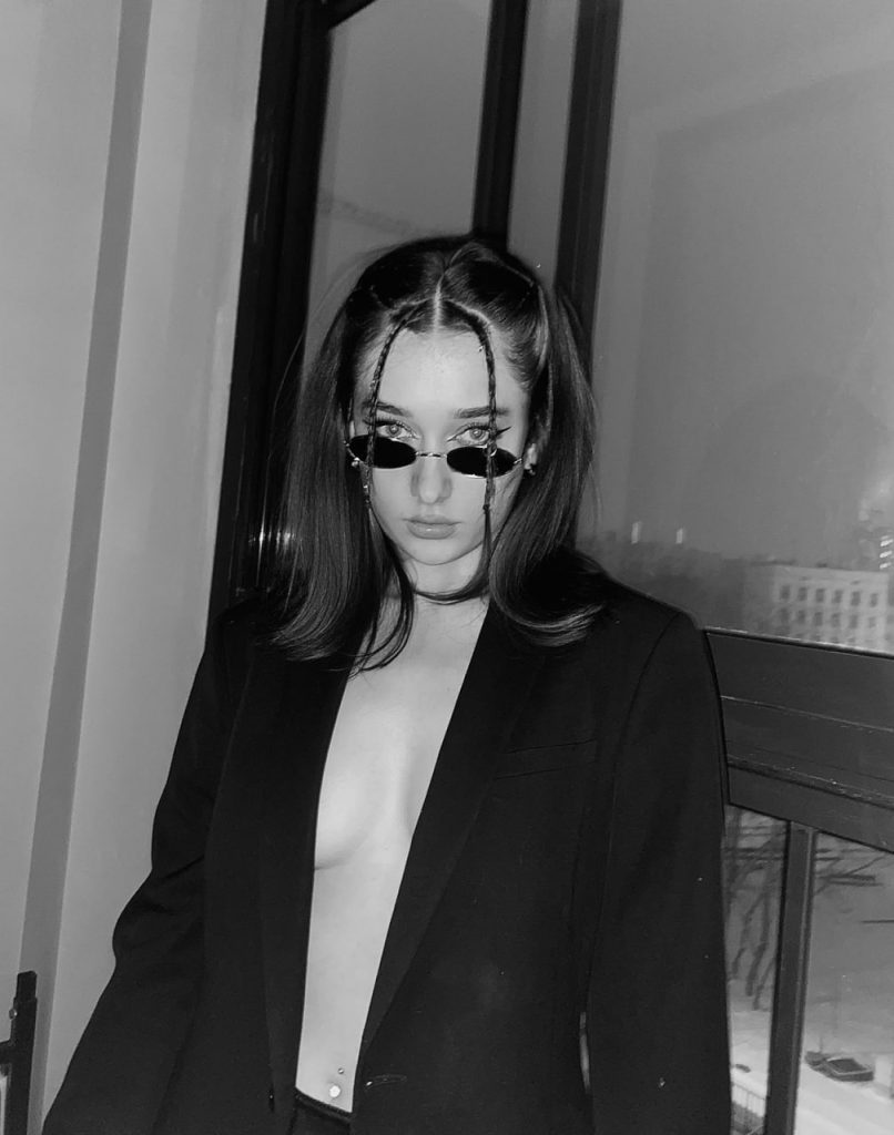 VIP эскорт от Элизабет работает в Питере