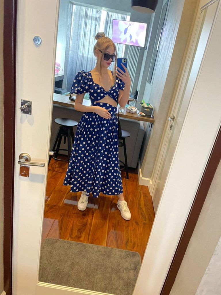 Лучшие эскорт услуги от Рузанна в Питере