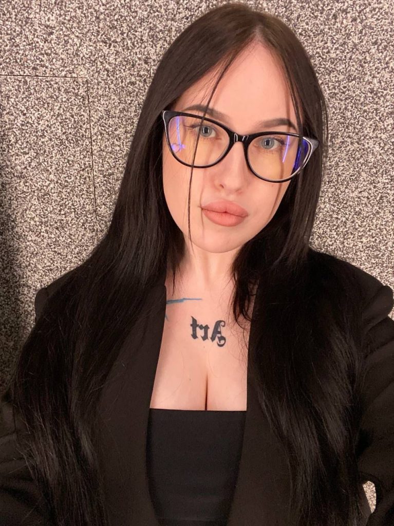 VIP эскорт от Элис Питер